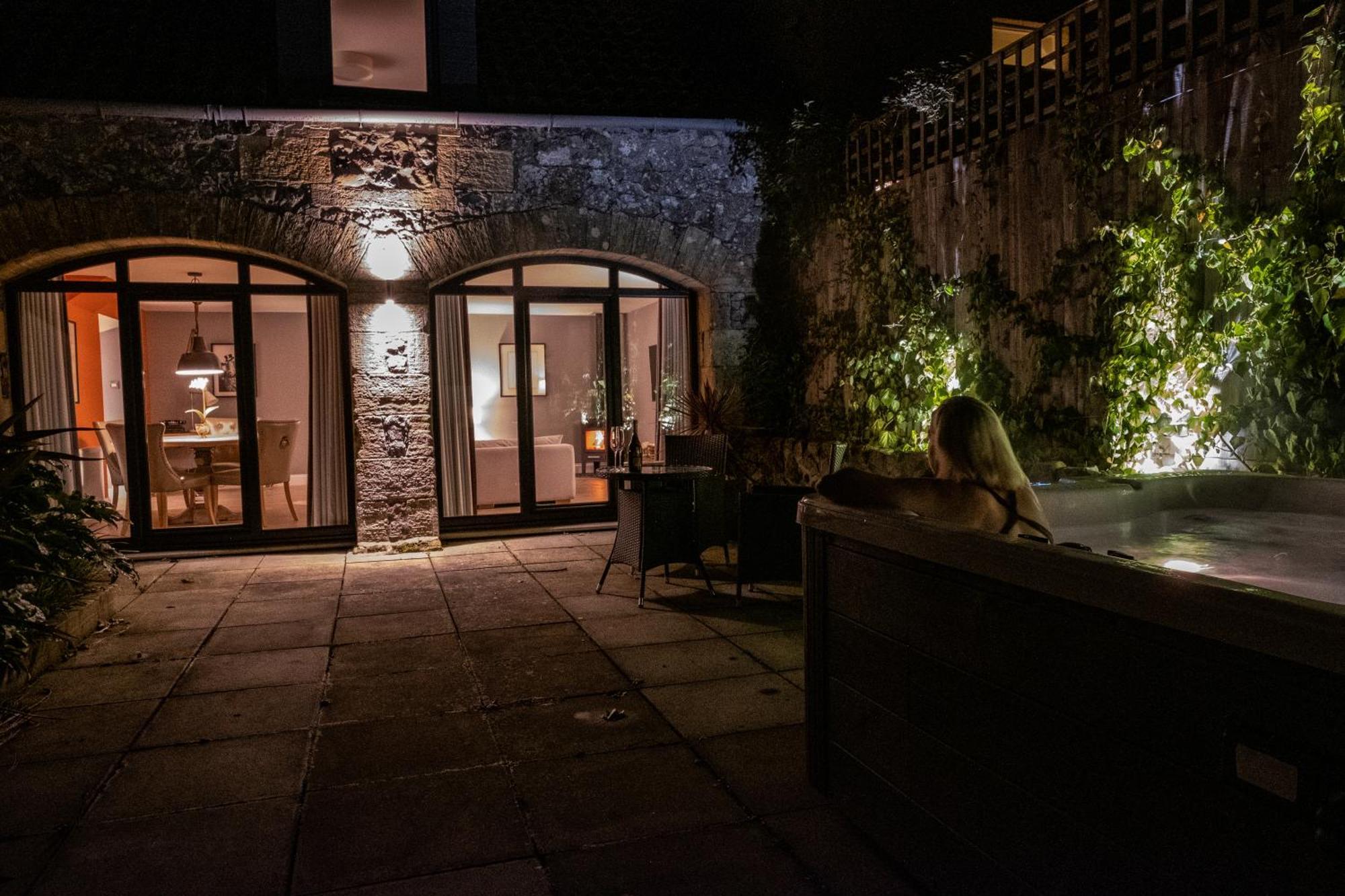 Newburgh  Luxury Couple'S Retreat With Hot Tub At Lindores מראה חיצוני תמונה